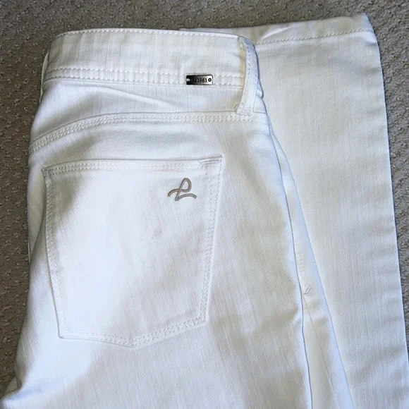 DL1961 Coco Curvy Straight Jeans, Size 28 - Picture 7 of 8